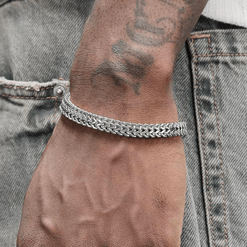 Double layer silver titanium steel bracelet for men with niche design magnet clasp versatile and trendy not fading - MOWTE