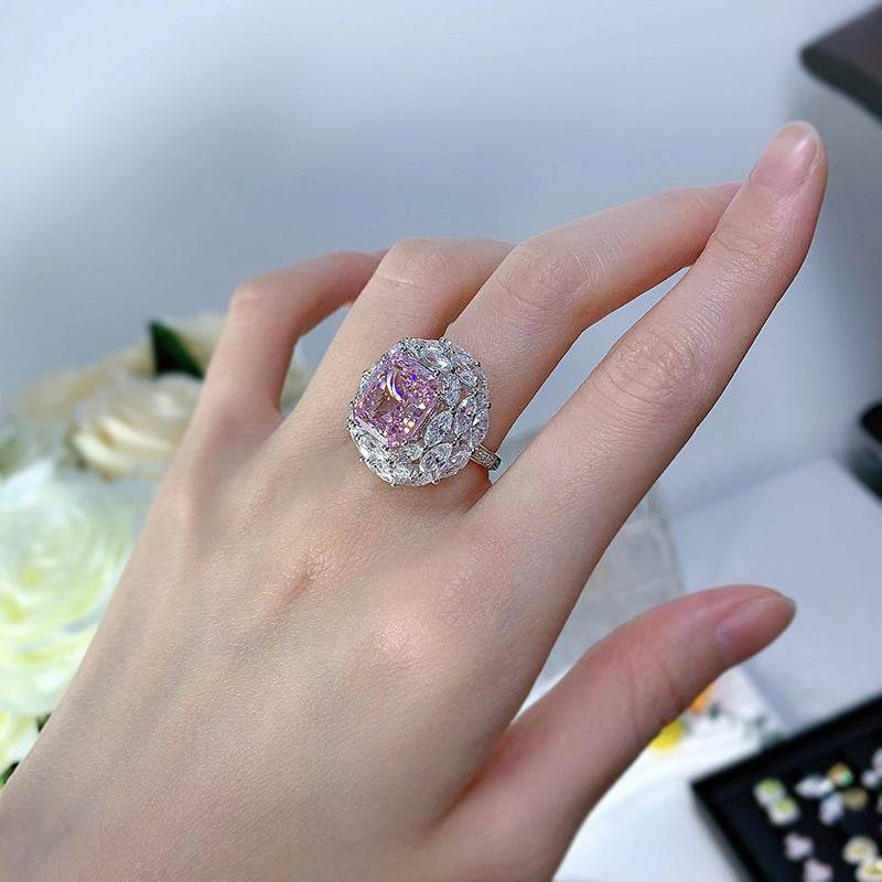New Rich Lady's Happy Luxury Cherry Blossom Pink 10 * 12 Pink Diamond Ring - MOWTE