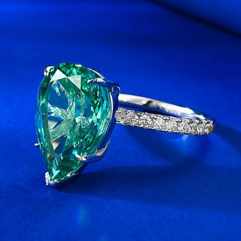 High carbon diamond 10 * 14mm water droplet emerald green wedding ring for women - MOWTE