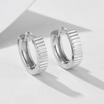 S925 sterling silver earrings ins smooth striped ear buckle - MOWTE