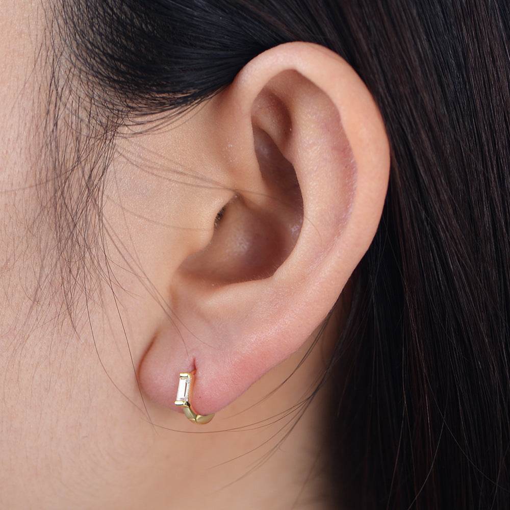S925 silver inlaid diamond rectangular zircon ear ring ear buckle plated with 14K gold light luxury women's ear bone small earrings - MOWTE
