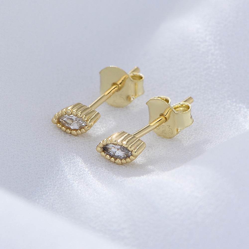 Minimally designed diamond studded earrings mini pure silver compact geometric gold earrings - MOWTE