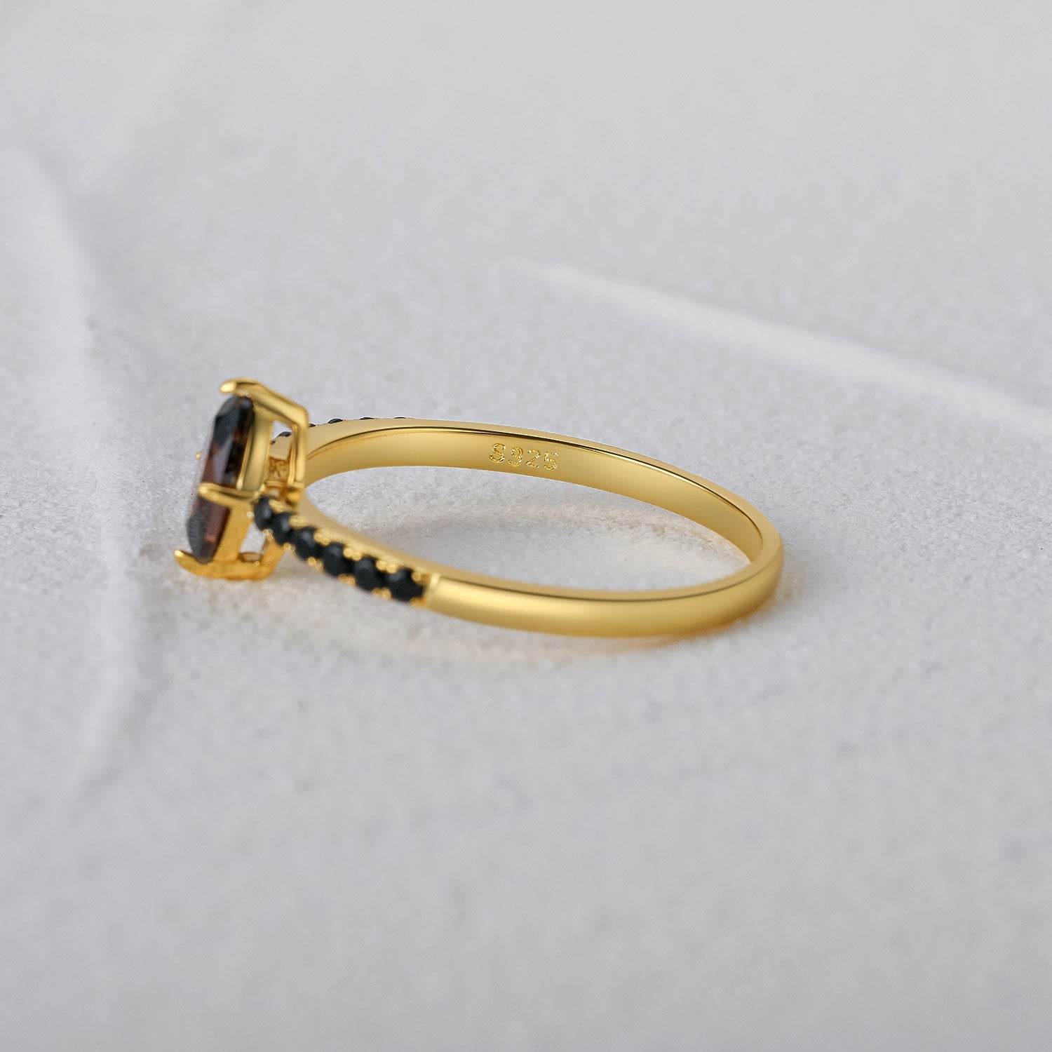 S925 pure silver black stone stackable ring - MOWTE