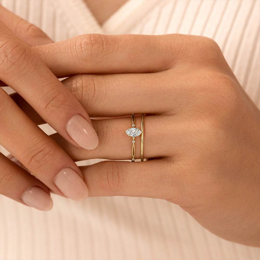 S925 Pure Silver Luxury Square Diamond Set Ring Women's Carat Ring - MOWTE