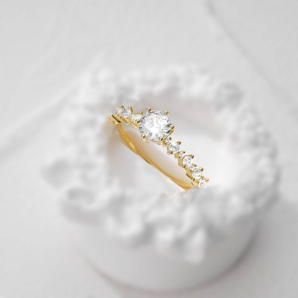 S925 sterling silver classic six claw carat diamond studded engagement ring - MOWTE