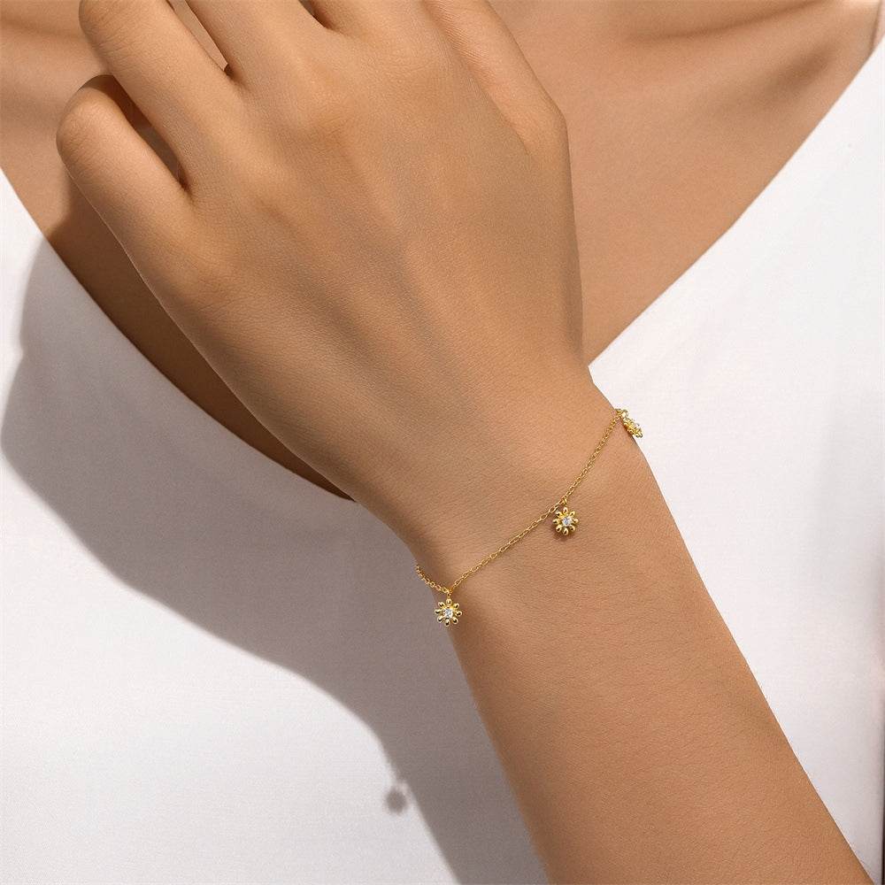 S925 sterling silver small flower petal pendant countryside style diamond inlaid bracelet - MOWTE
