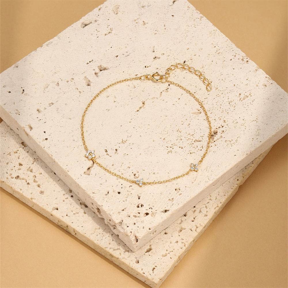 S925 sterling silver multi-element petal set diamond bracelet - MOWTE