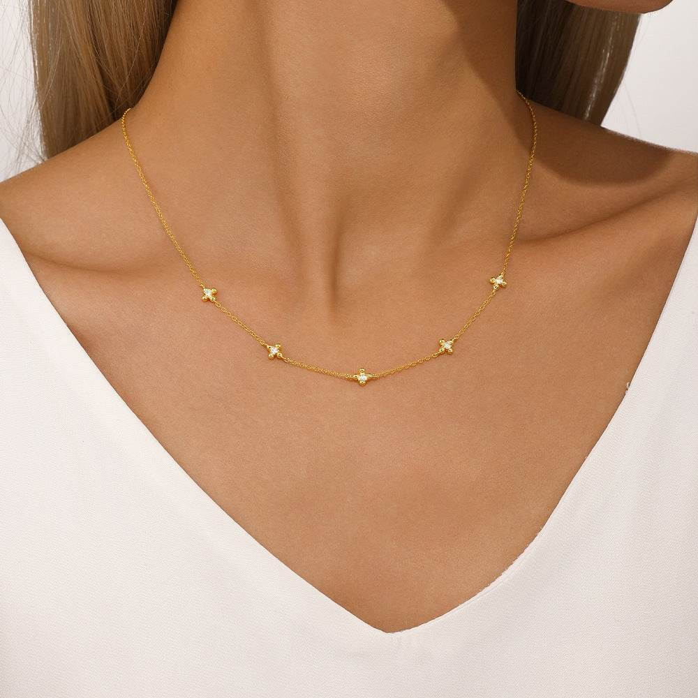 S925 sterling silver clover inlaid with heart-shaped zircon exquisite collarbone necklace - MOWTE