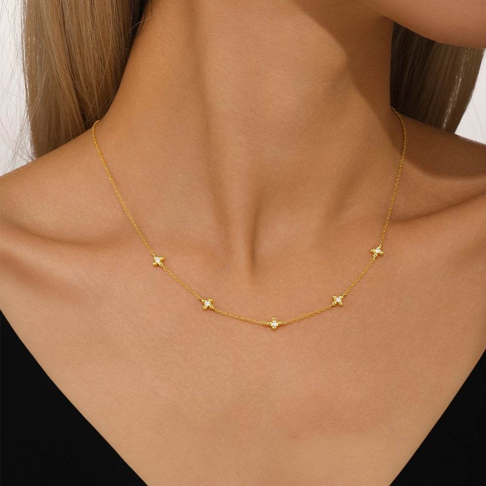 S925 sterling silver clover inlaid with heart-shaped zircon exquisite collarbone necklace - MOWTE