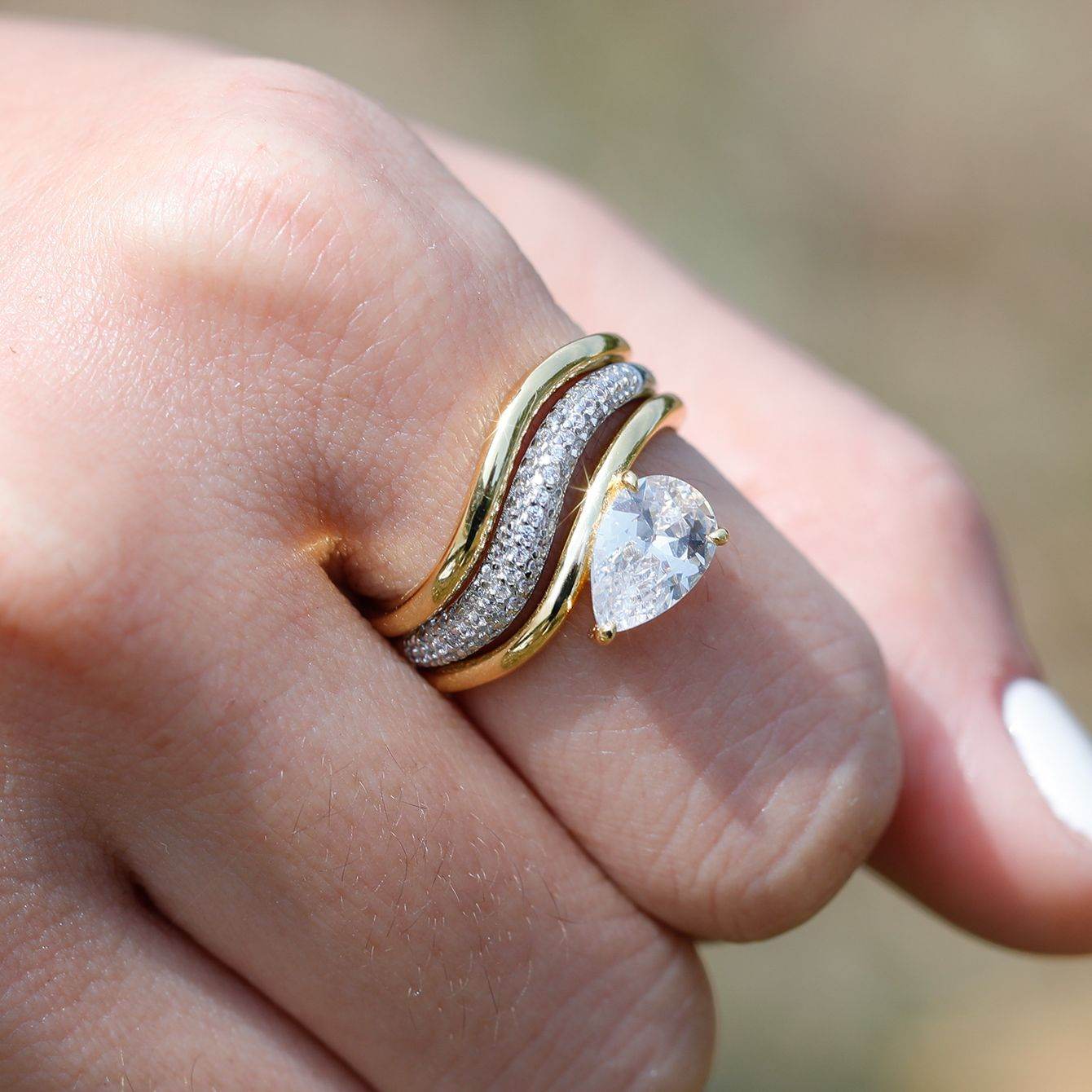 S925 Silver Three-Piece Set Moissanite Ring 1.5ct Pear-Cut Center Stone Exquisite for Stacking - MOWTE