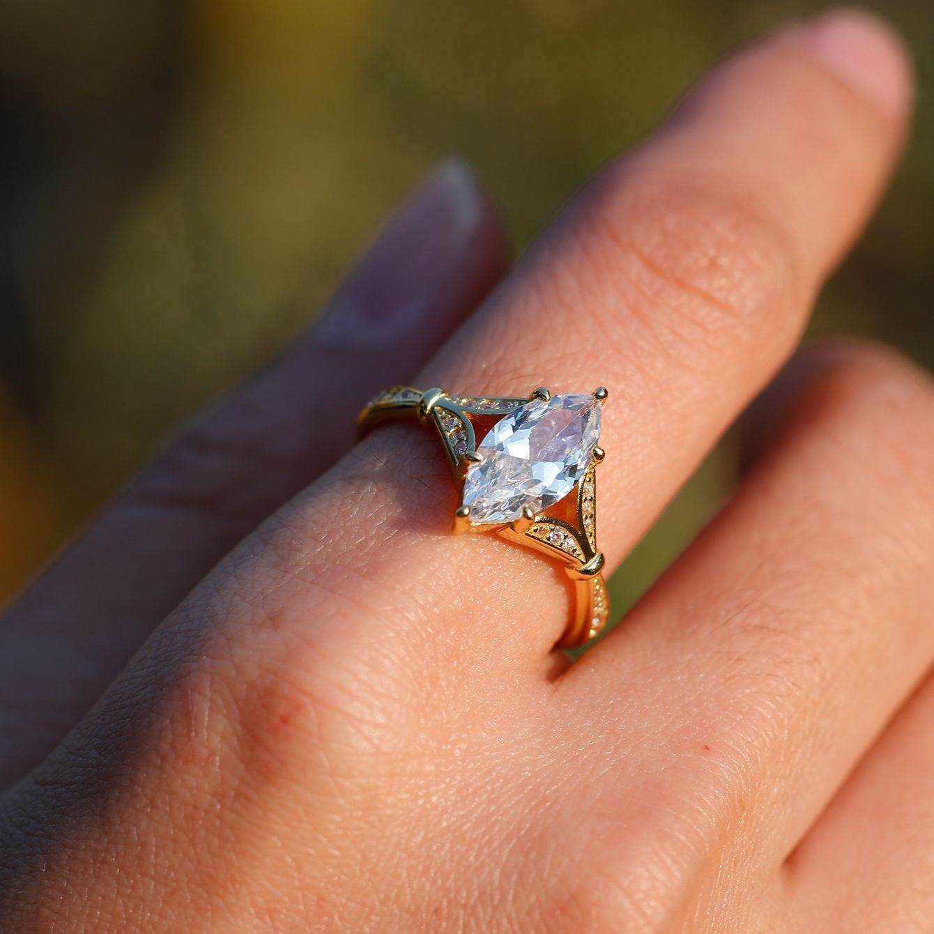 S925 Silver Ring with 2ct Marquise-Cut Center Stone Exquisite for Stacking - MOWTE