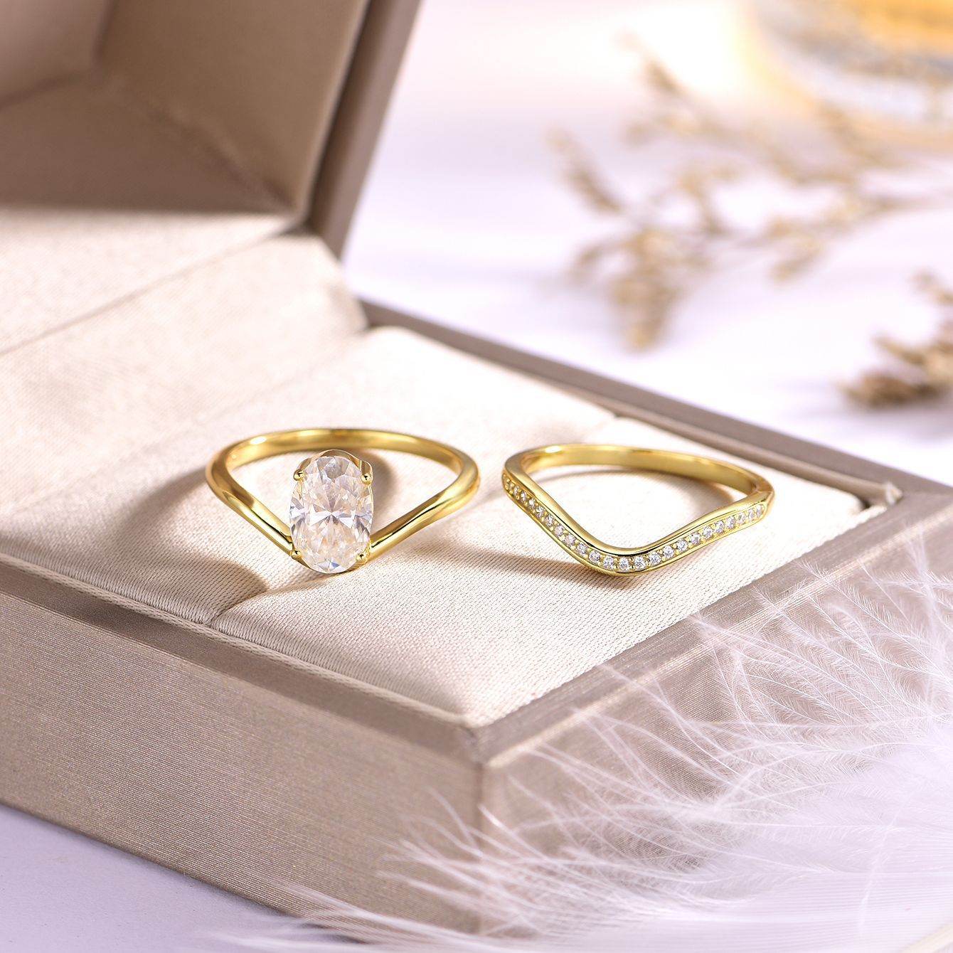 S925 Silver Two-Piece Set Moissanite Ring with 2ct Center Stone Engagement Exquisite Stacking - MOWTE