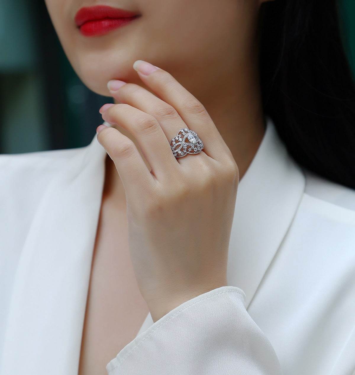 Luxury Micro-Paved Moissanite Flash Ring - MOWTE