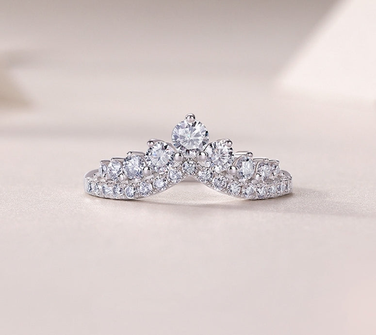 925 Sterling Silver Stackable Moissanite Ring – Light Luxury Style
