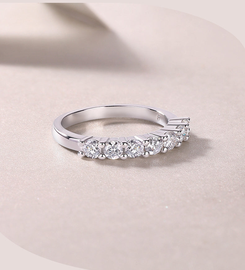 925 Sterling Silver Stackable Moissanite Ring – Light Luxury Style