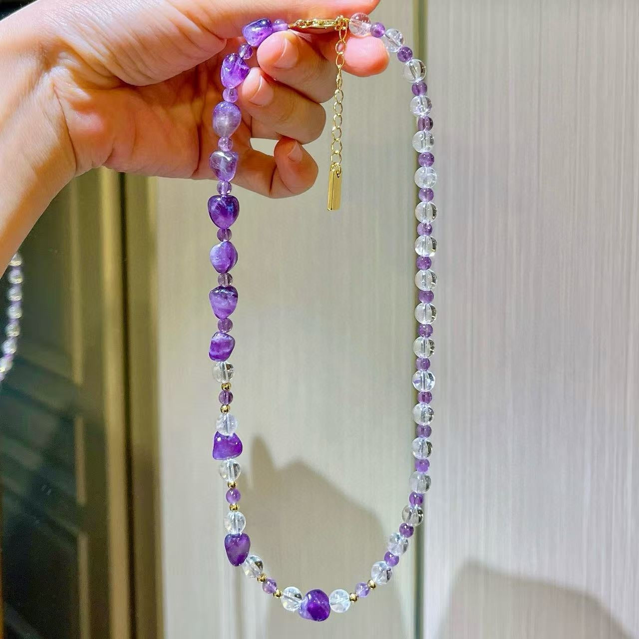 Fresh Vintage-Style Natural White Crystal & Amethyst Designer Collar Necklace