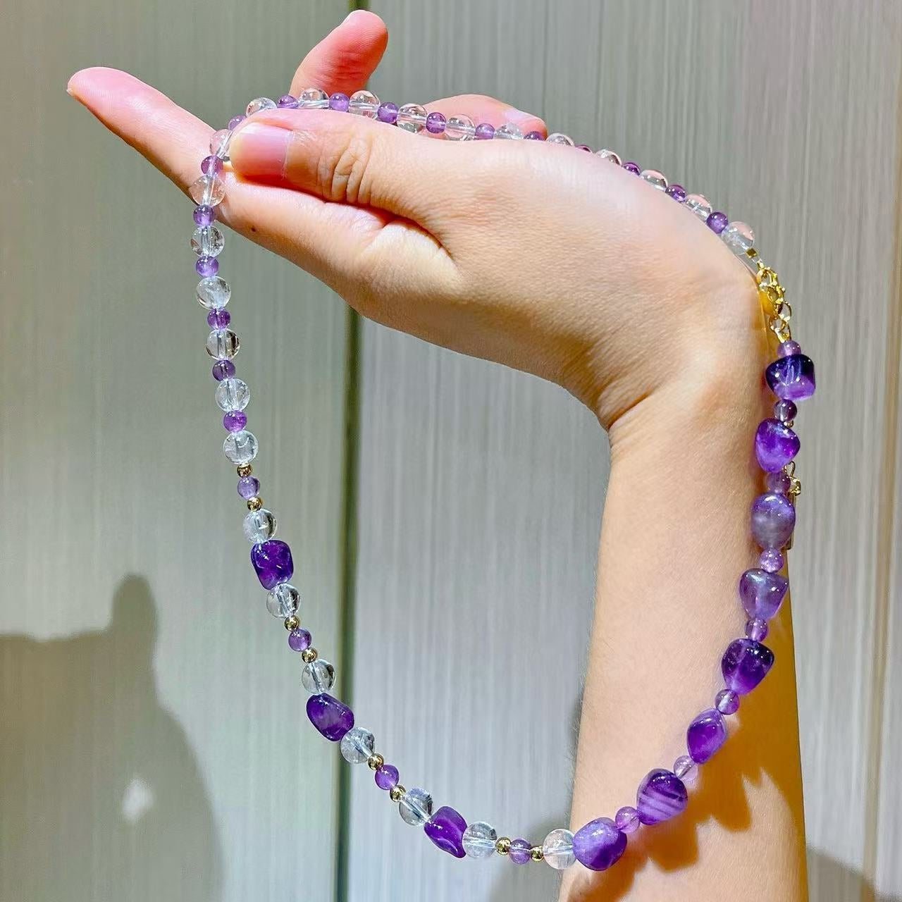 Fresh Vintage-Style Natural White Crystal & Amethyst Designer Collar Necklace