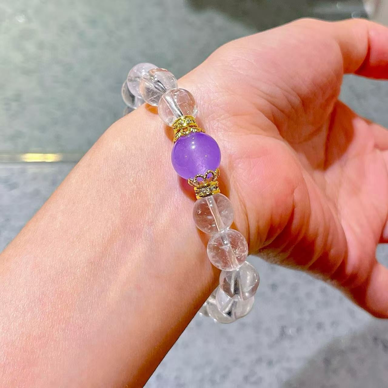 Designer Violet-Color Quartzite & Natural White Crystal Beaded Bracelet