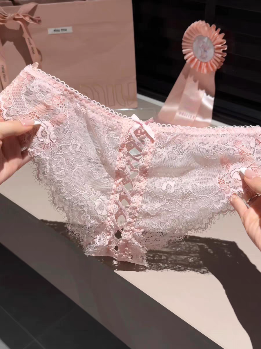 High end lace sweet underwear