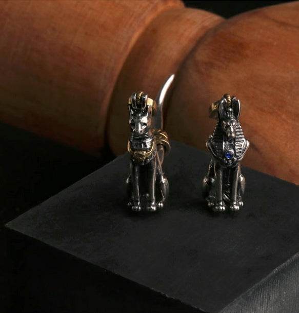 Anubis Best - MOWTE