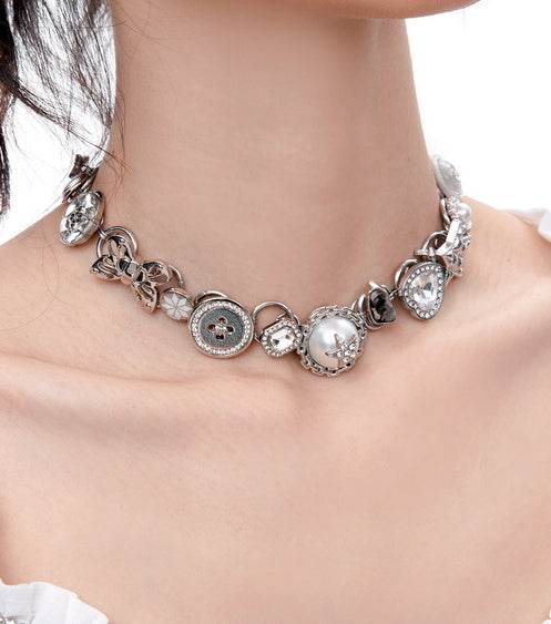 Original white button necklace with sweet and retro design, exquisite collarbone chain - MOWTE