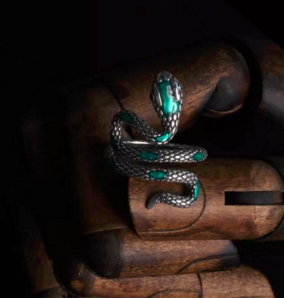 Green Snake Silver Ring - MOWTE