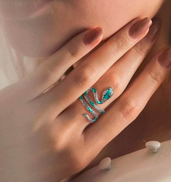 Green Snake Silver Ring - MOWTE