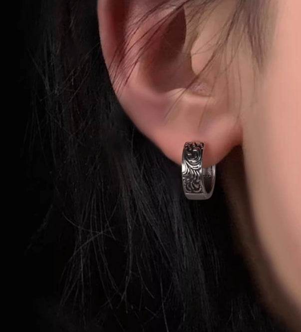 Sterling silver earrings for men and women domineering retro ear ring - MOWTE