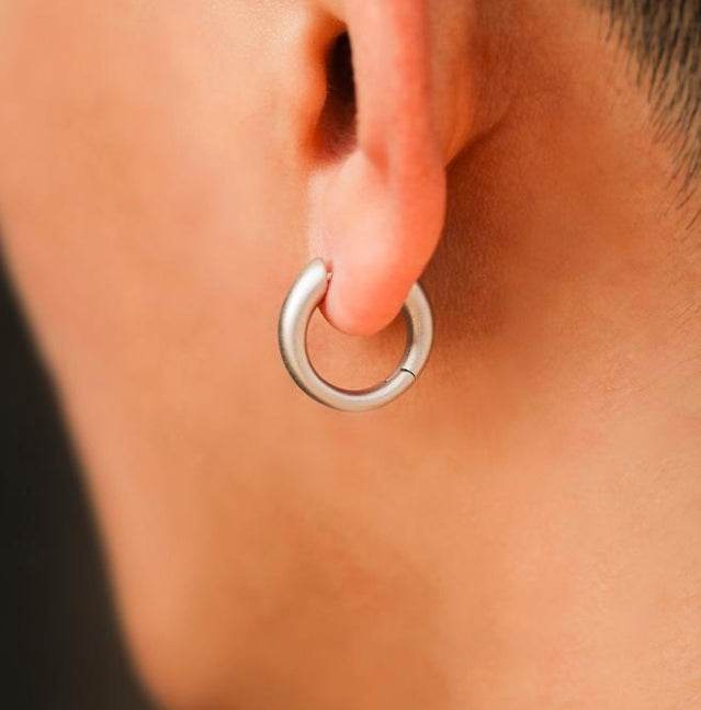 Versatile design of sterling silver earrings - MOWTE