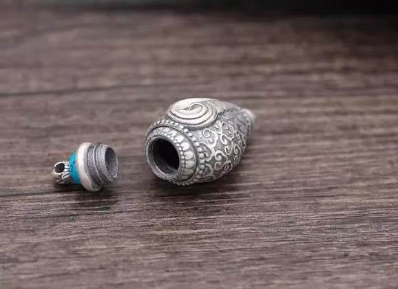 Pendant Necklace – Durable & Sleek - MOWTE