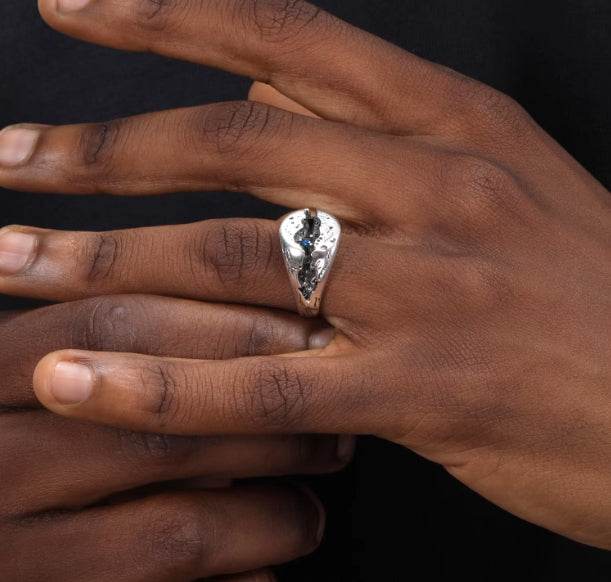 Crack ring men's hip-hop retro personality design inlaid sapphire ring S925 sterling silver opening adjustable - MOWTE