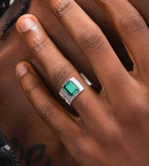 S925 sterling silver emerald ring for men and women, hip-hop trendy hollow five-pointed star index finger ring with adjustable opening - MOWTE