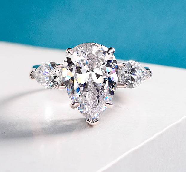 S925 silver pear cut 10*14 high carbon diamond 6 carat simple personality ring women's large diamond ring - MOWTE