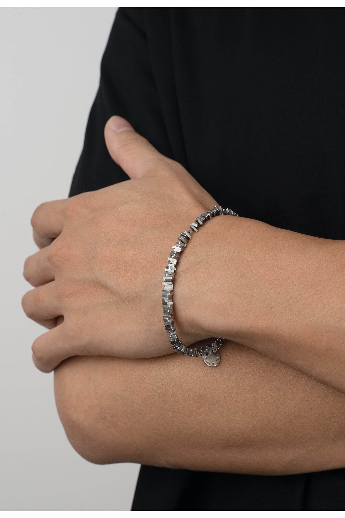 Retro Distressed Silver - MOWTE