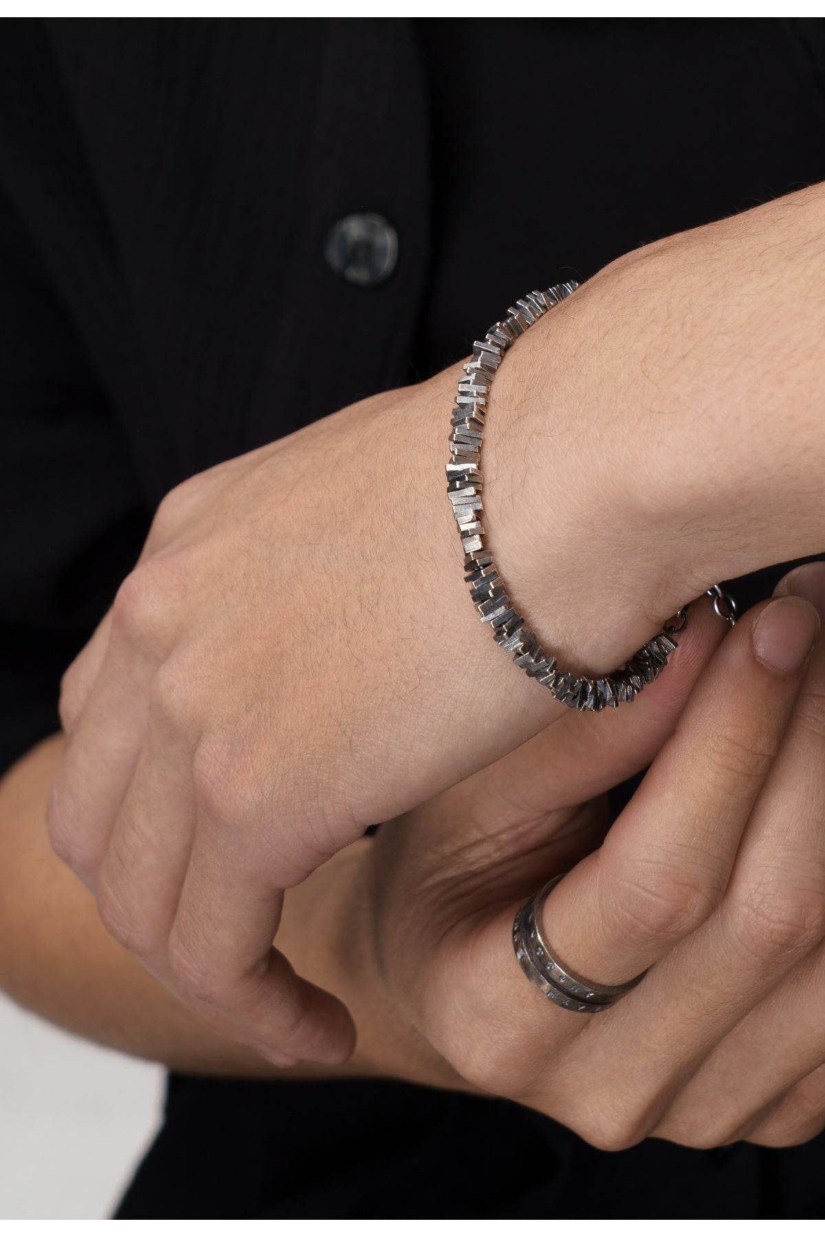 Retro Distressed Silver - MOWTE