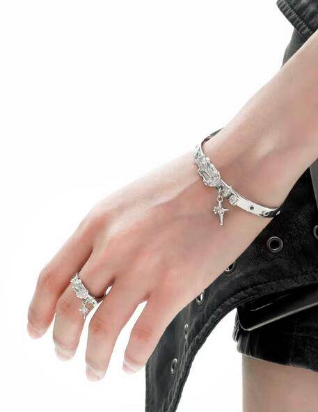 Unique sterling silver ring women's four-pointed star index finger open ring - MOWTE