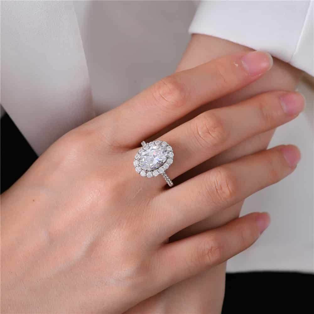 s925 silver 3 carat oval cut 8*12 high carbon diamond ring luxury banquet wedding diamond ring - MOWTE