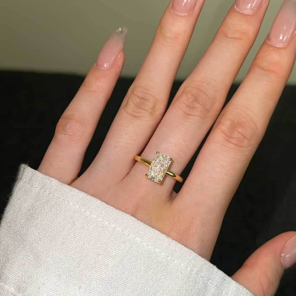 3ct Super shiny cut 6*10mm 8A-CZ diamond super flash s925 silver stackable ring - MOWTE