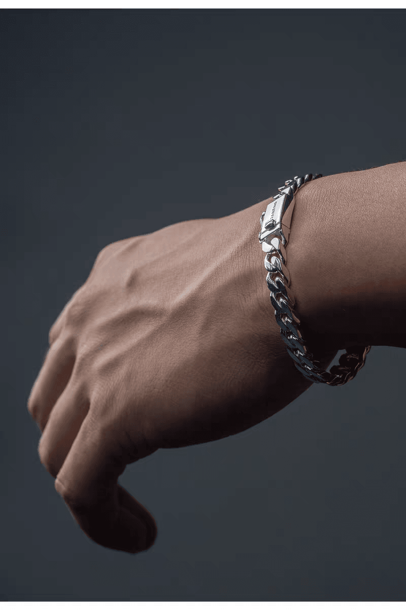 Buckle Cuban Chain - MOWTE