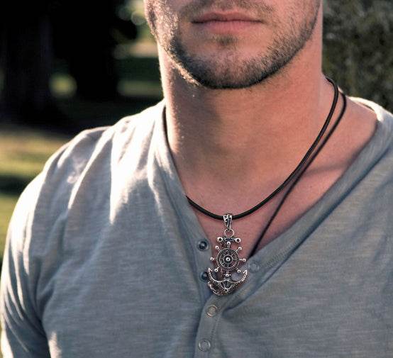 Anchor Necklace - MOWTE