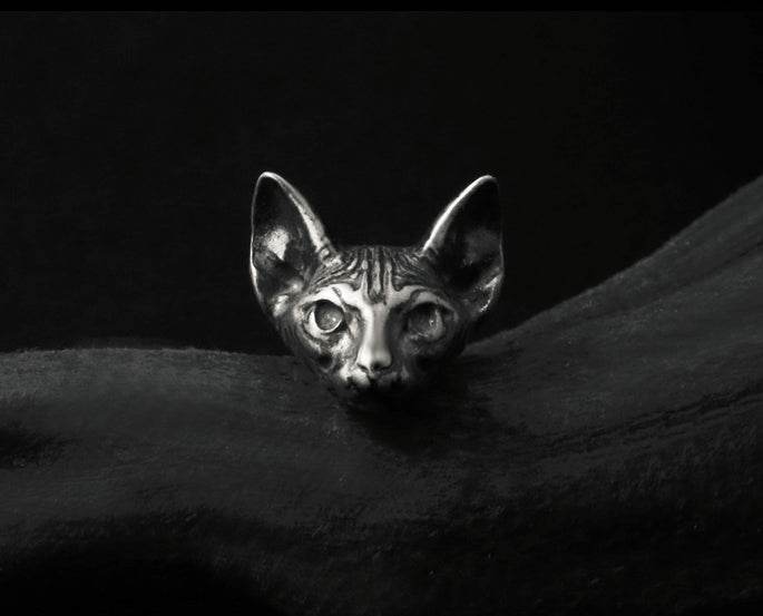 Cat Silver Stud - MOWTE