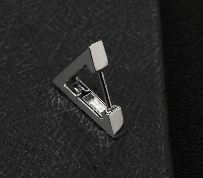 Men's fashion triangle silver stud - MOWTE