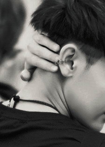 Men's fashion zipper puller silver ear clip - MOWTE