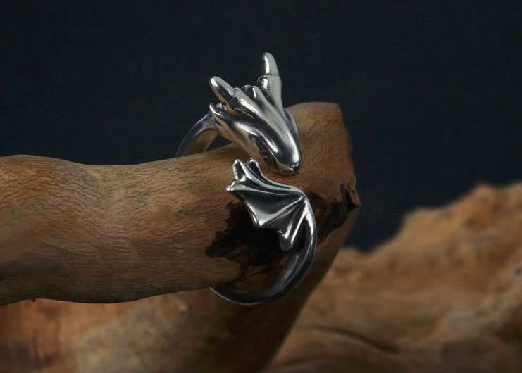 Men's fashion little white dragon sterling silver ring - MOWTE