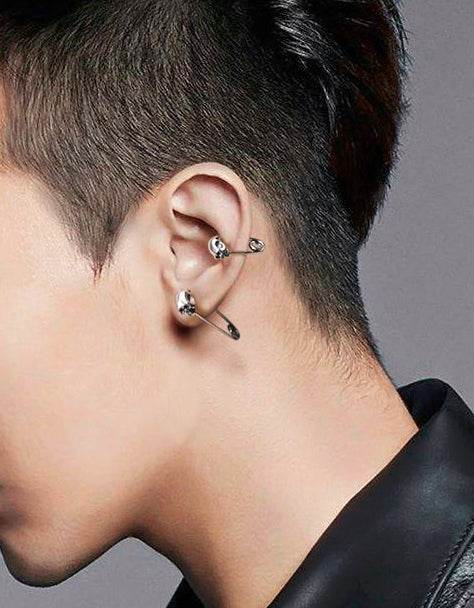 Men's unique skull silver ear stud - MOWTE