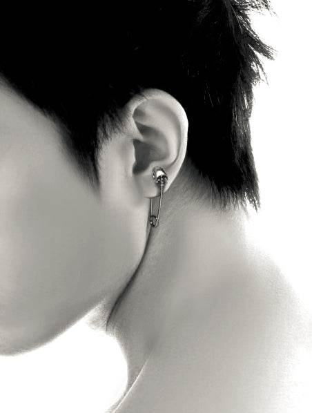 Men's unique skull silver ear stud - MOWTE