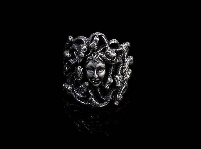 Men's fashion medusa silver ring - MOWTE