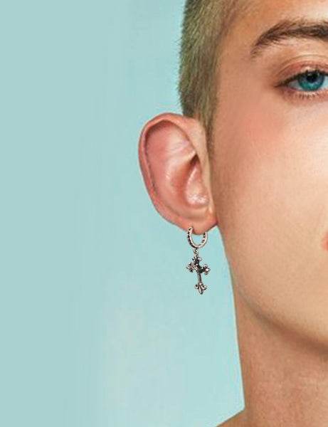 Men's vintage cross ear stud - MOWTE