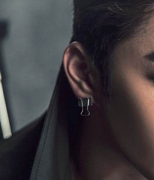 Clip Ear Stud - MOWTE