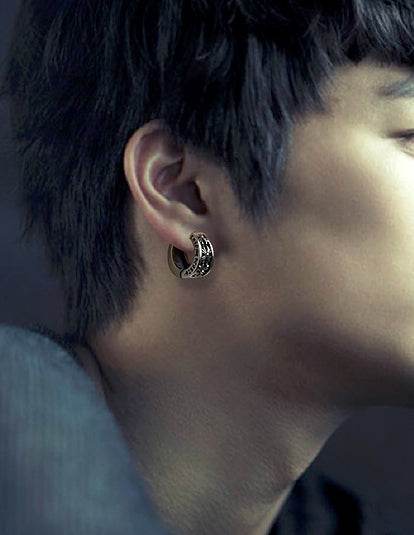 Men's fashion silver ear stud - MOWTE